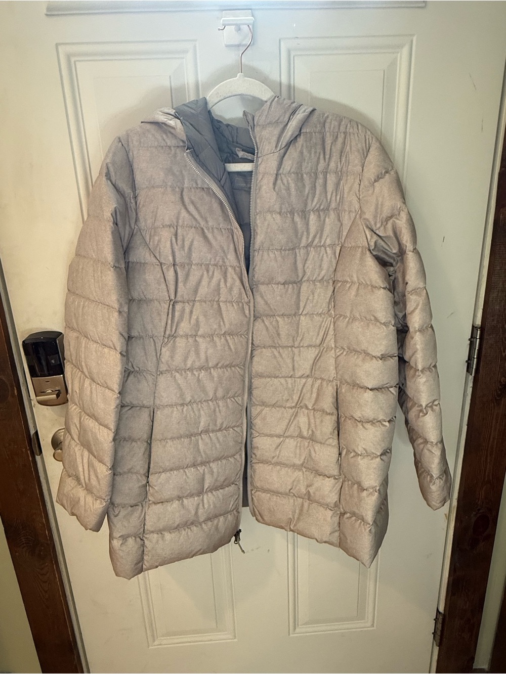Eddie Bauer Light Taupe Quilted Hooded Puffer Jacket- Womens Size 2XL